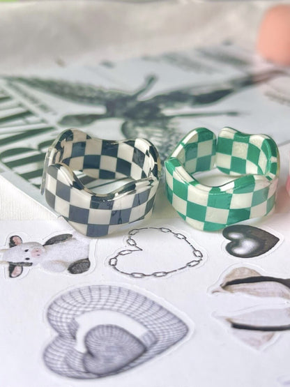 Plaid Resin Ring